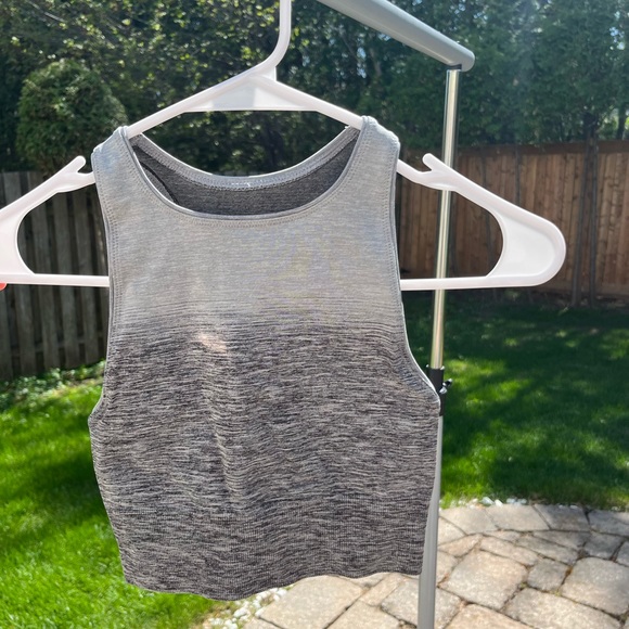 lululemon bra top - Picture 2 of 4